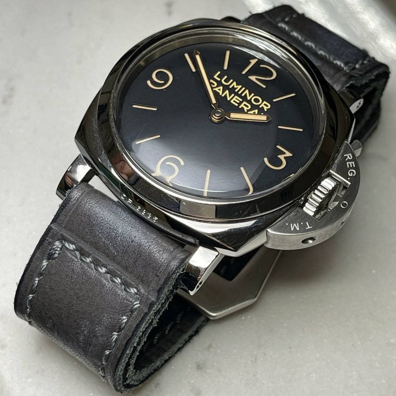 Shadow Strap