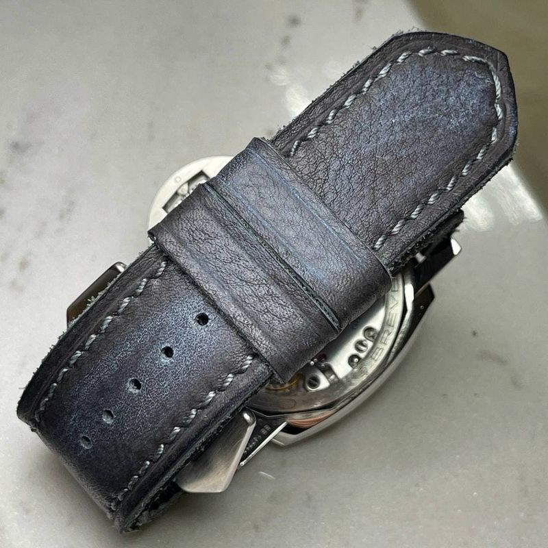 Shadow Strap