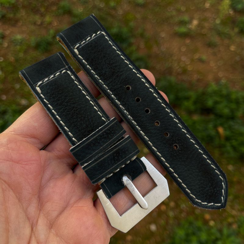 Onyx Leather Strap
