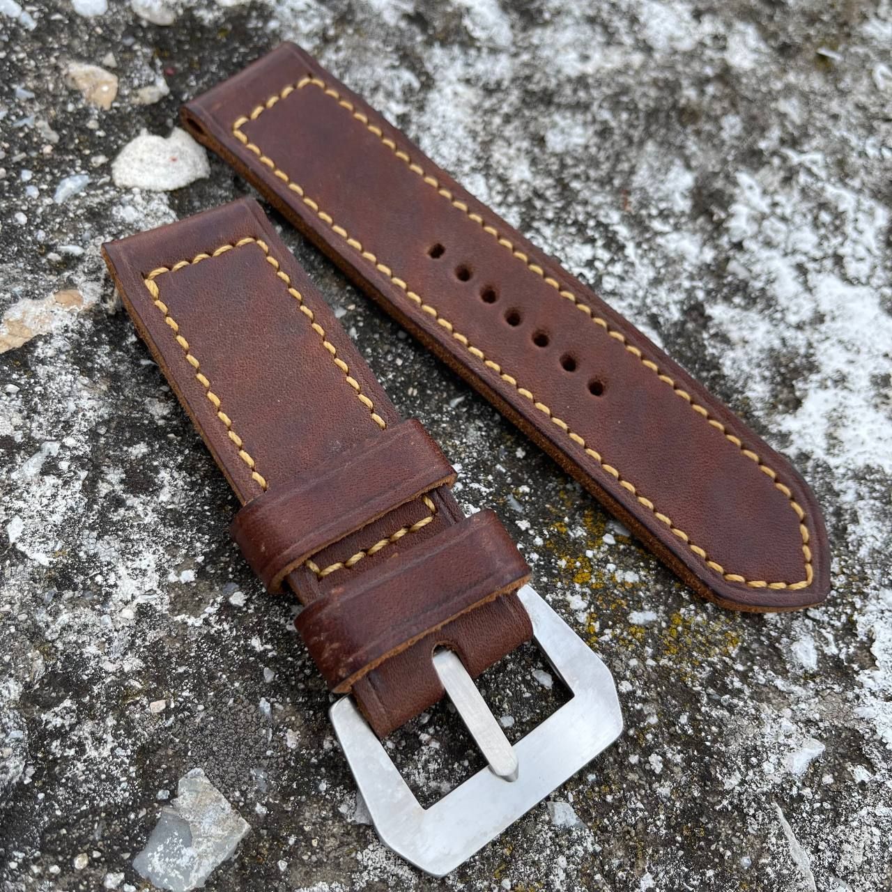 Brown Horween Horsehide Strap | 140/90mm – 26/26mm