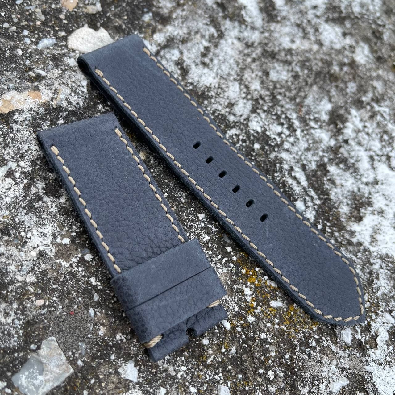 Pebbled Blue-Gray Leather Strap | 135/80mm – 26/26mm