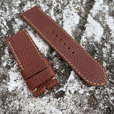 Pebbled Brown Leather Strap | 135/80mm – 26/26mm