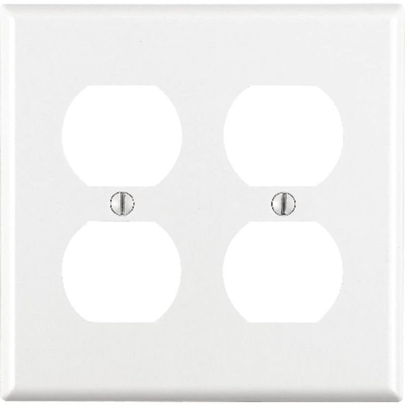 Leviton White 2 gang Thermoset Plastic Duplex Wall Plate 1 pk