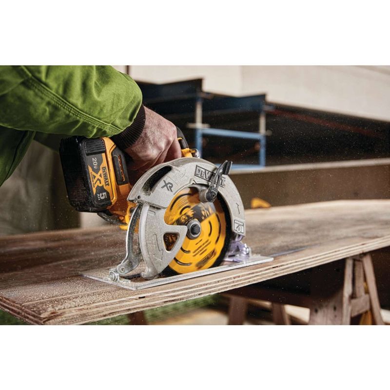DeWalt 6-1/2 in. D X 5/8 in. Tungsten Carbide Circular Saw Blade 24 teeth 1 pk