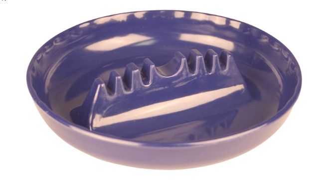 ASHTRAY 7"DIA PLASTIC