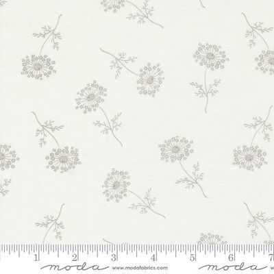 Honeybloom Milk Stone 44346 21 Moda #1 per metre