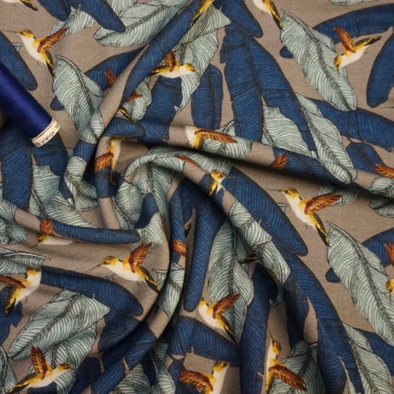 Hummingbirds &amp; Feathers per metre