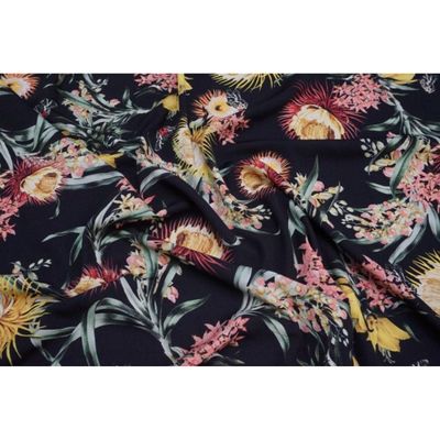 Scottish Emblem - Midnight Lena Crepe per metre