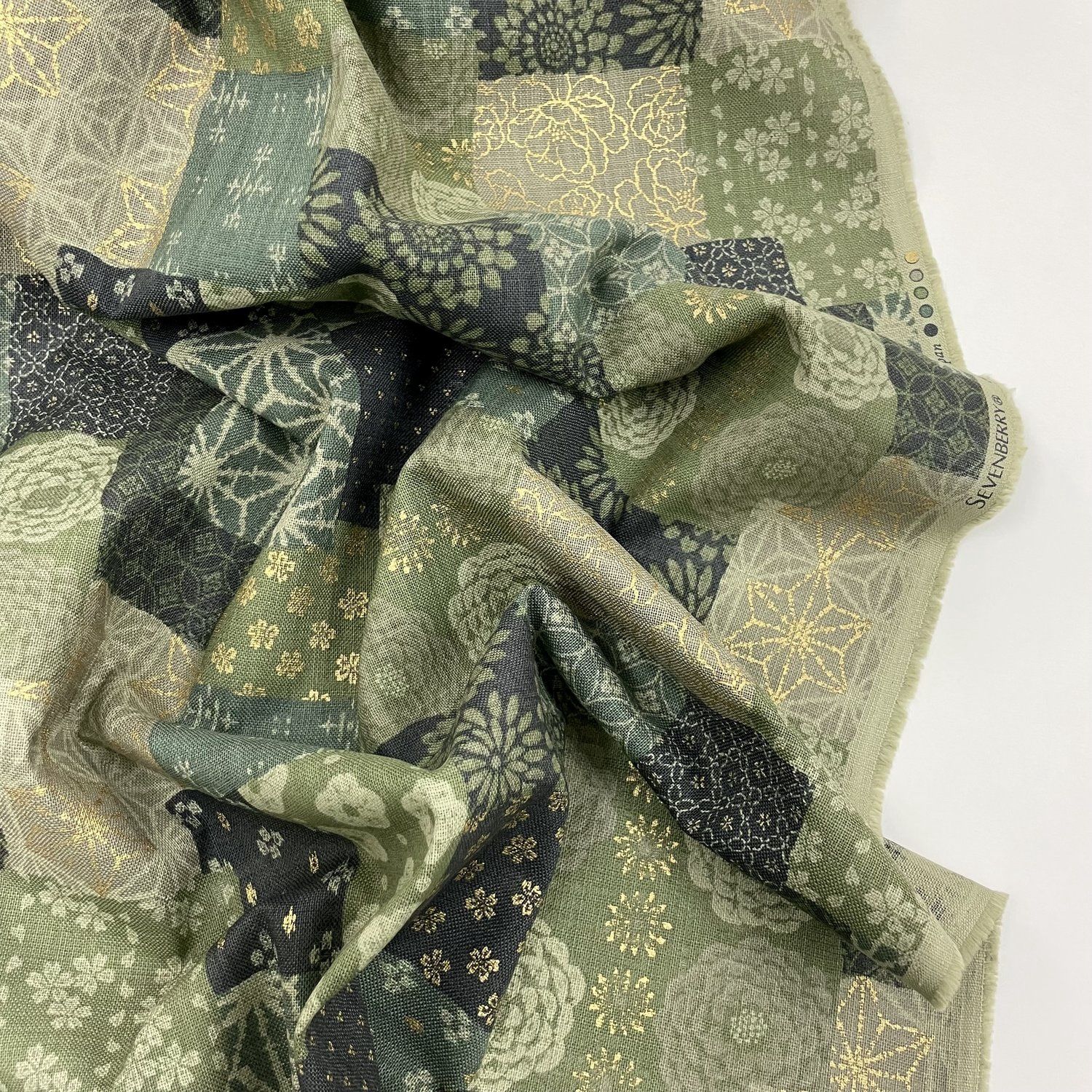 Wakindouraku Patchwork - Green per metre