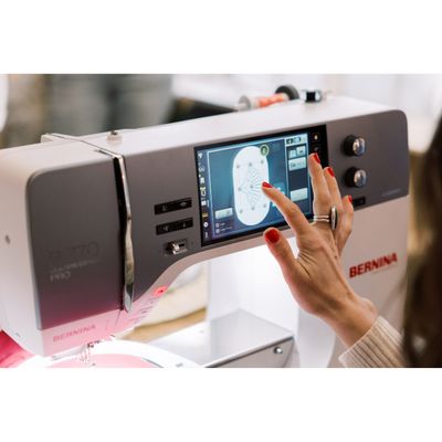 BERNINA 770QE PRO