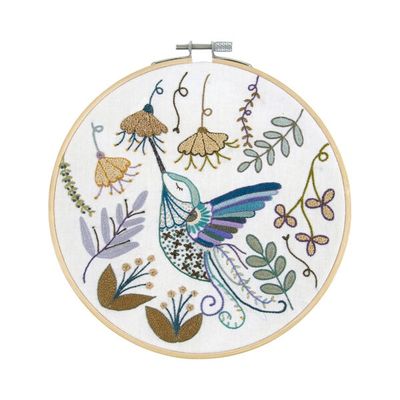 DMC Embroidery Kit La Chat Hummingbird