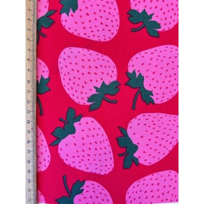 Strawberries per metre