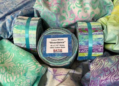 Colour Wheel - Riverdance 2.5" Strips 40pcs