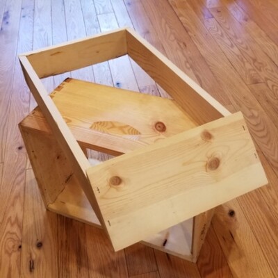 8 FR HIVE STAND (WHITE PINE) - On Farm Pickup Only