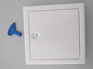 200x200 alçapão metálico lacado_fechadura