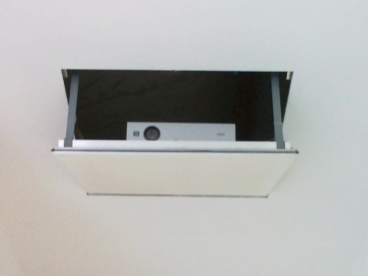 600x600 BA15/13 Motorizado com comando eletrónico
