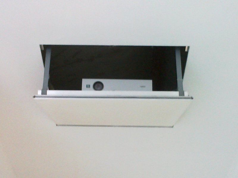 600x600 BA15/13 Motorizado com comando eletrónico
