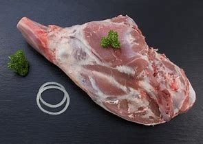 Gigot d'agneau avec os x2.5K (prix au KG)(20.54€ KG)