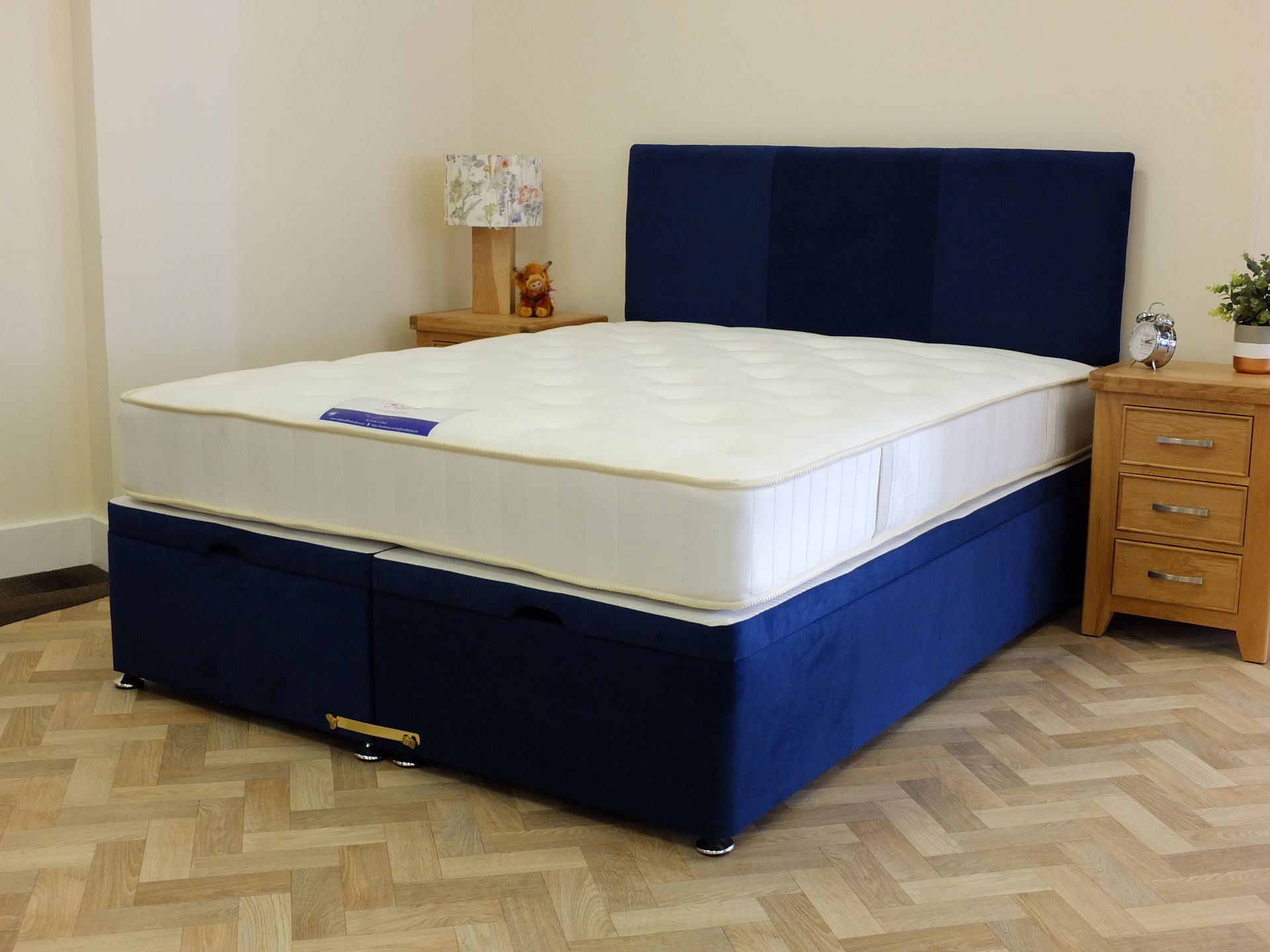 Divan Base with Full Underbed Storage in 2 Parts - Moon range