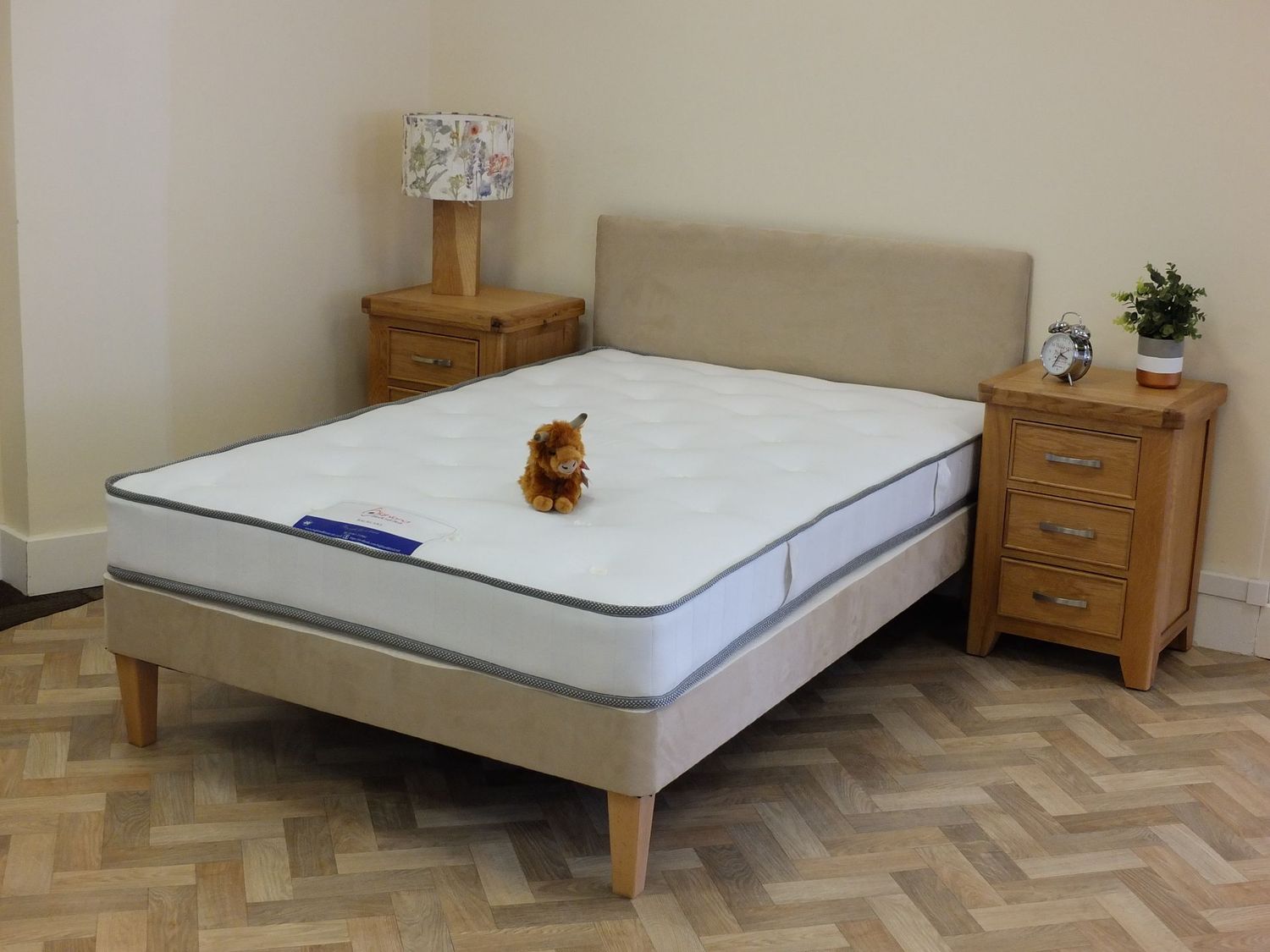 Divan Base on Wooden Legs - Luxury range Divan Base on Wooden Legs - Luxury range