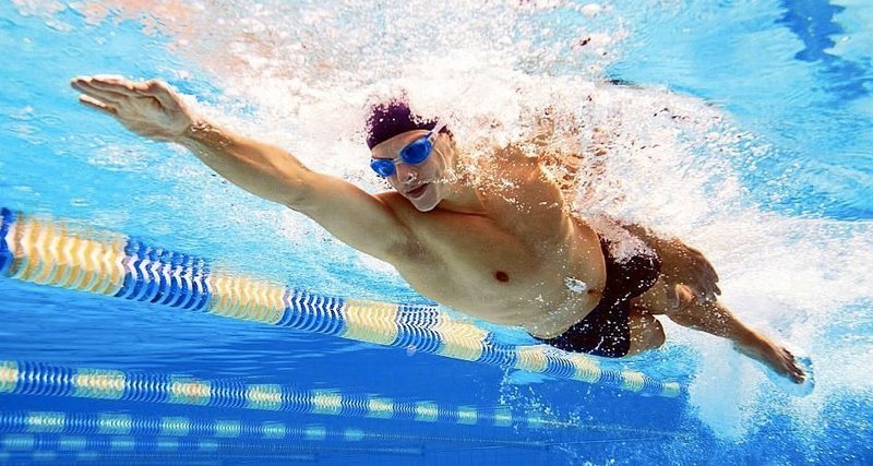 Connect to Full Circle Swim outlet store
