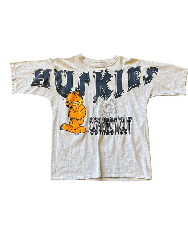 Vtg Connecticut Huskies Garfield tee