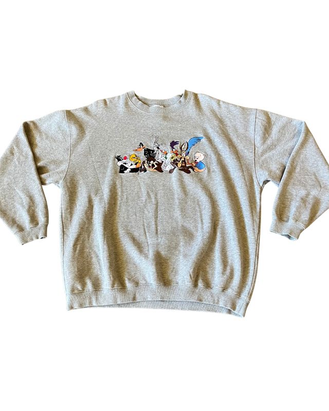 Vtg embroidered Looney Tunes sweatshirt