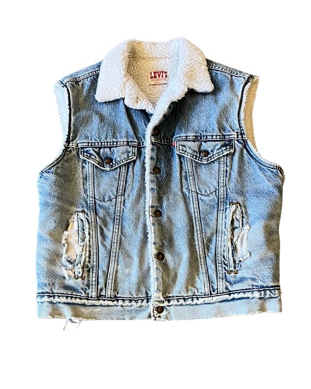 Vtg Levi’s denim Sherpa vest