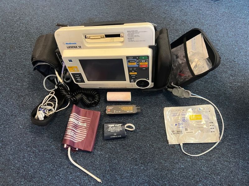 Lifepak 12