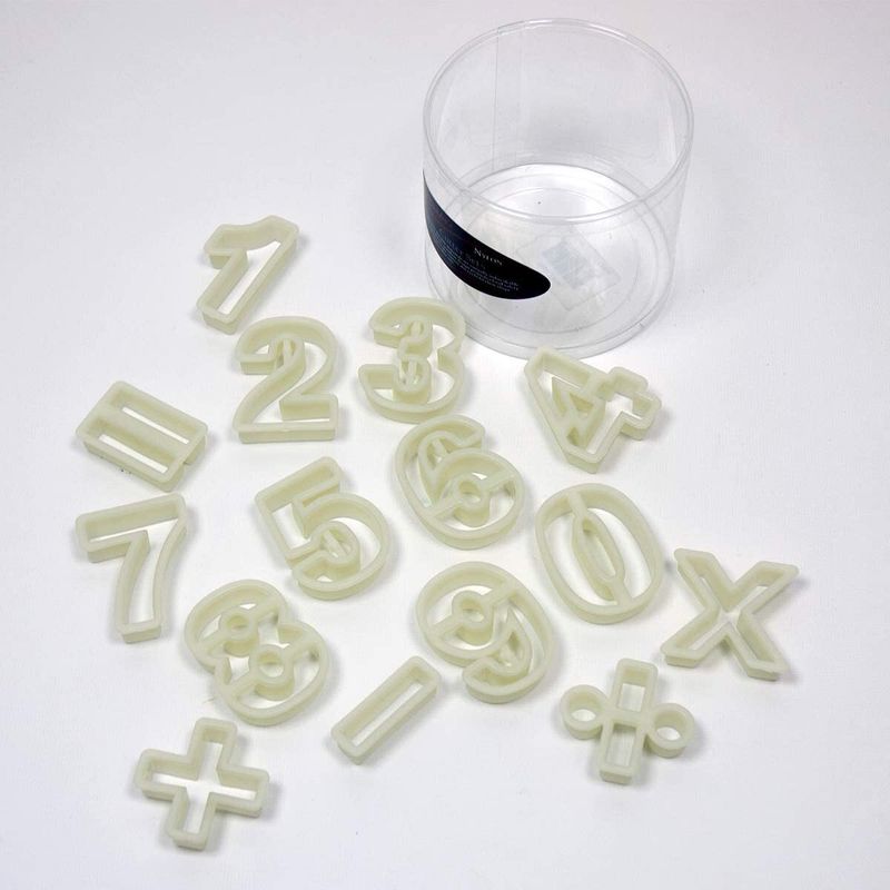 Math Time! Nylon Cutter Set