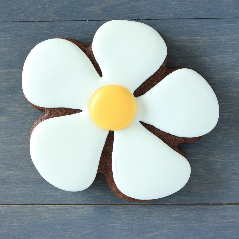 Luau Flower 4"