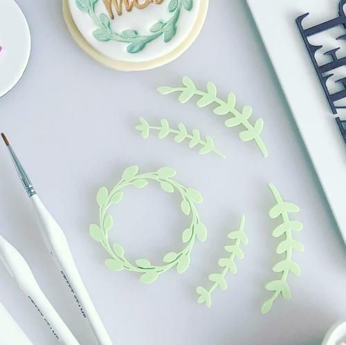 Sweet Stamp Laurel Frame Elements