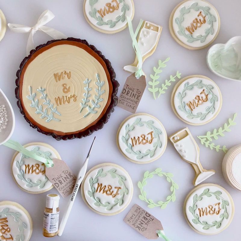 Sweet Stamp Laurel Frame Elements