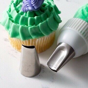 Ateco #122 Curved Petal Piping Tip