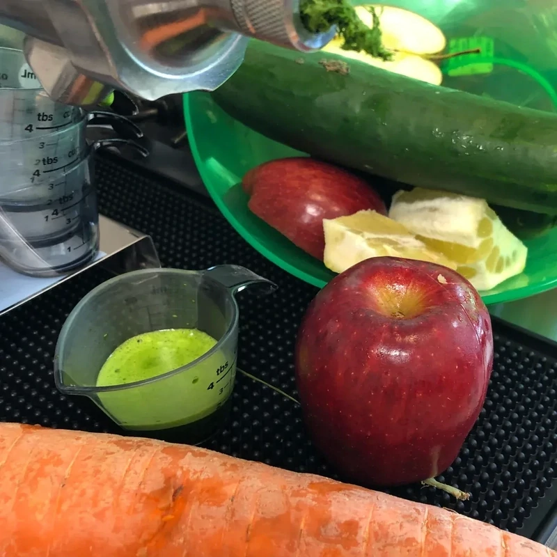 kwench juice cafe store, glow juice