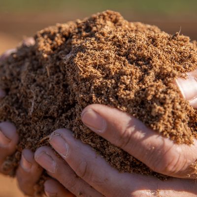 PRO-MIX® FPX AGTIV® DEFEND™ Fine Plug Growing Medium