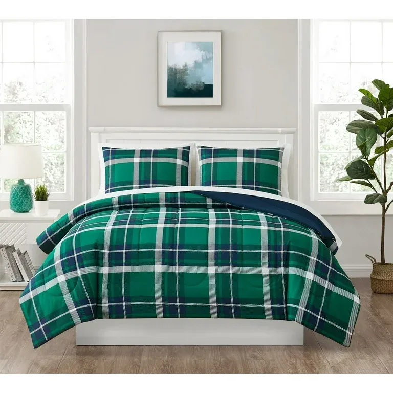 Mainstays 7 Piece Reversible Bed in a Bag Comforter Set with Sheets, Green Plaid, King