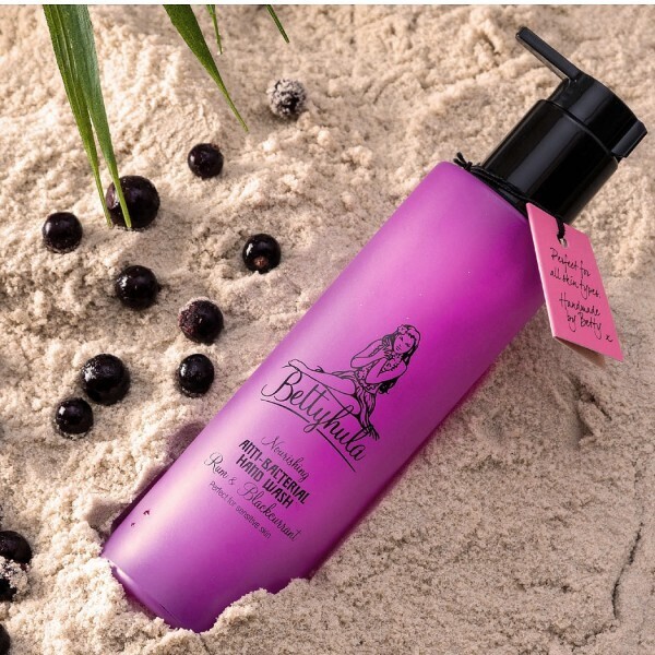 Rum & Blackcurrant Flüssigseife 150ml Bettyhula Rum & Blackcurrant Flüssigseife 150ml Bettyhula