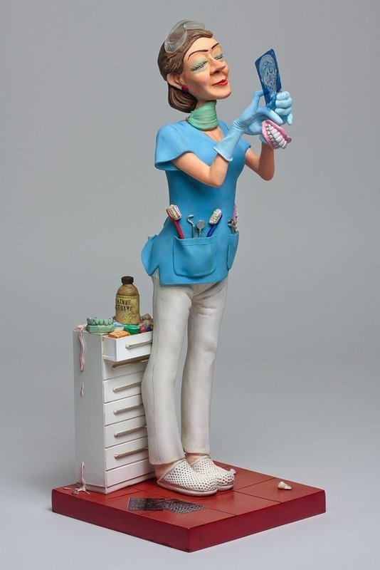 "LADY DENTIST 50%"