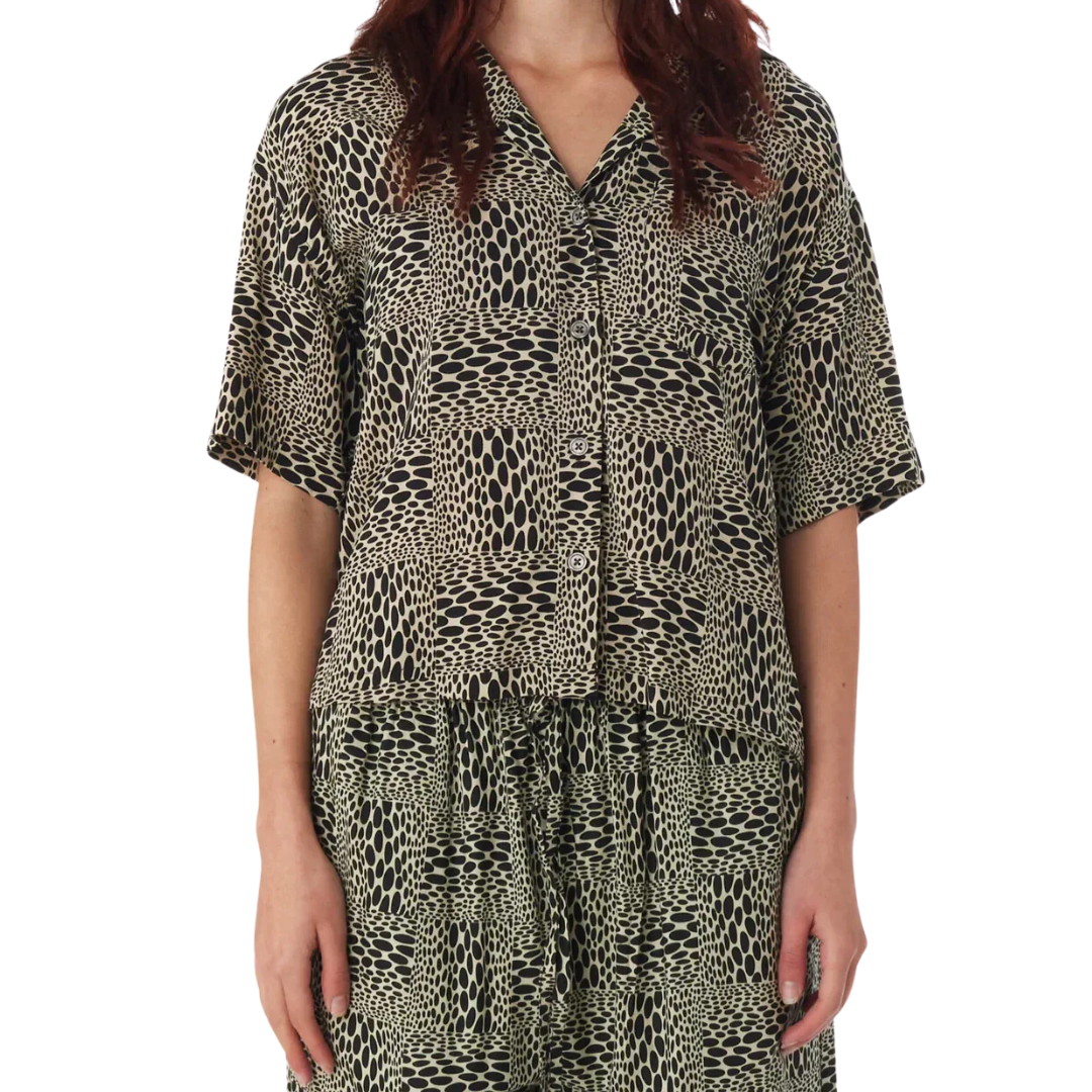 WOMENS JUBATUS SHIRT