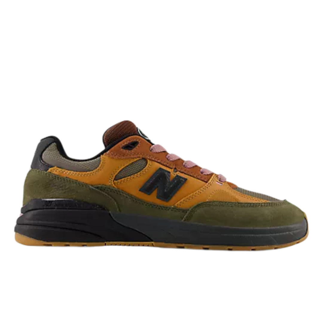 NM 933 REYNOLDS X GIGLIOTTI