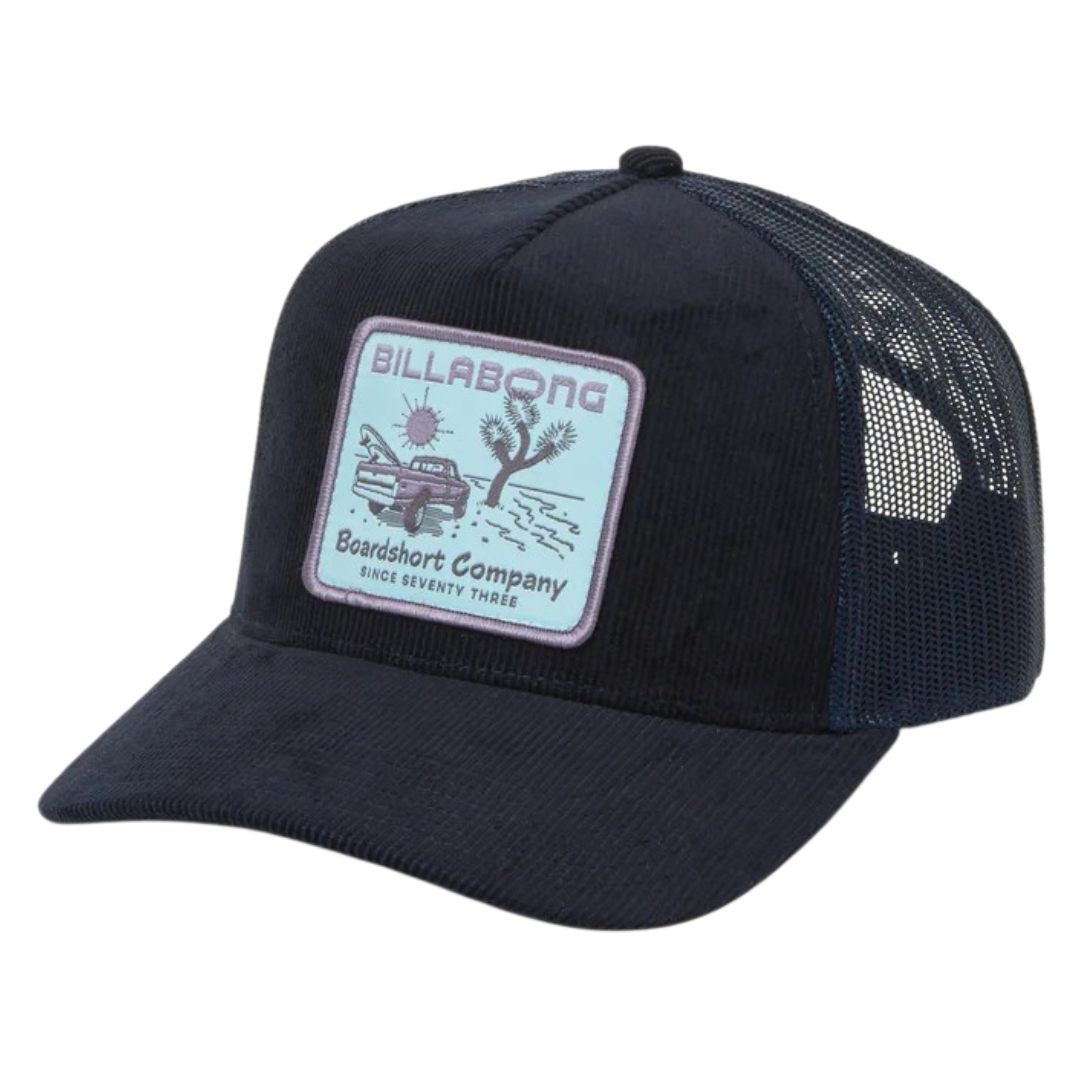 PEAKED TRUCKER