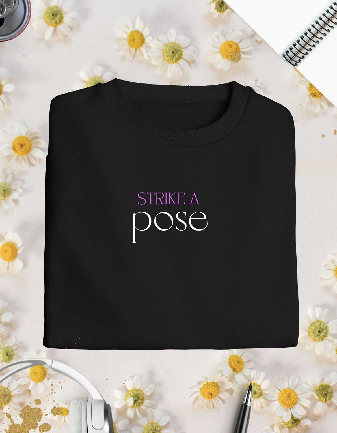 Camiseta Strike a pose