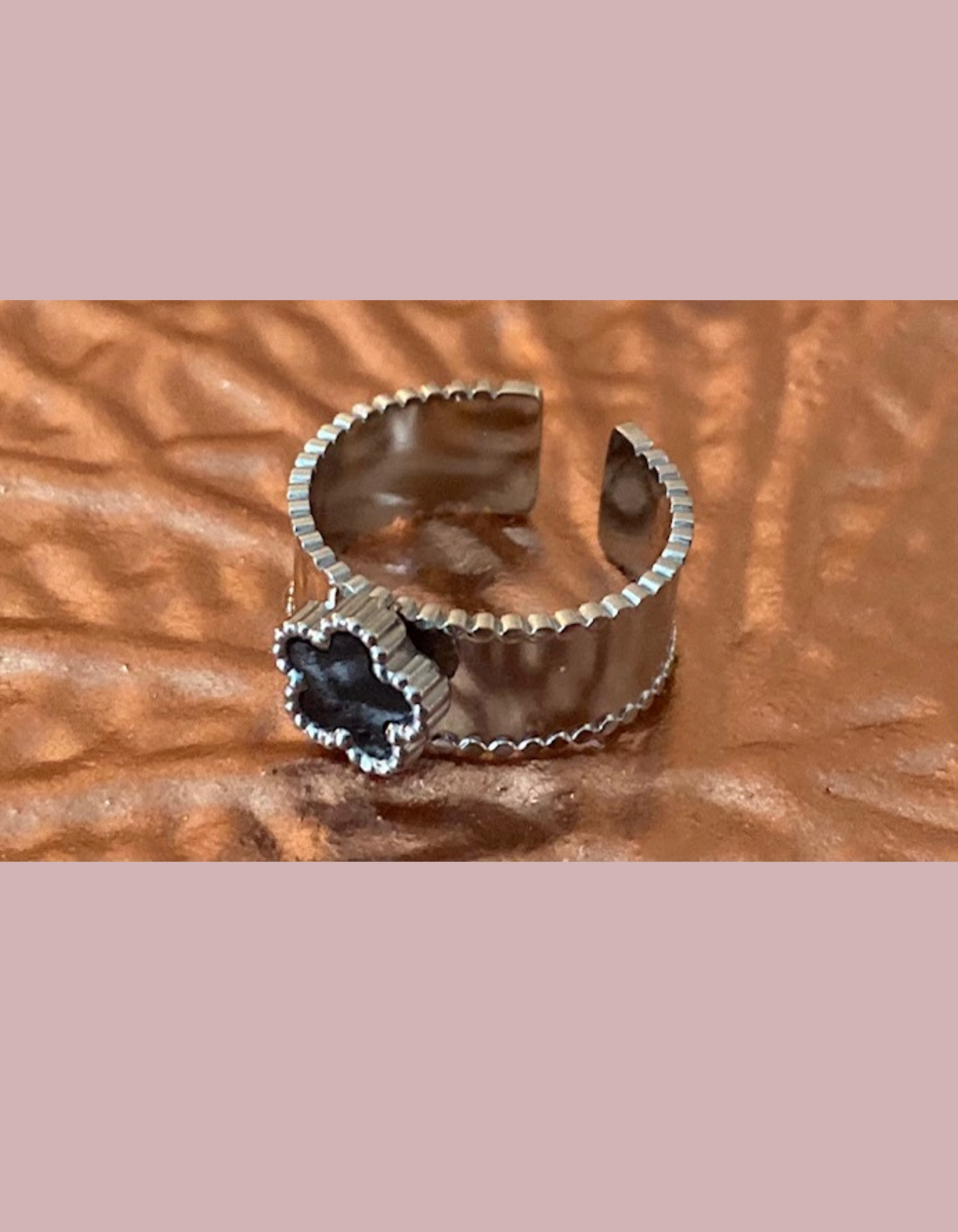 Anillo flores negro plata