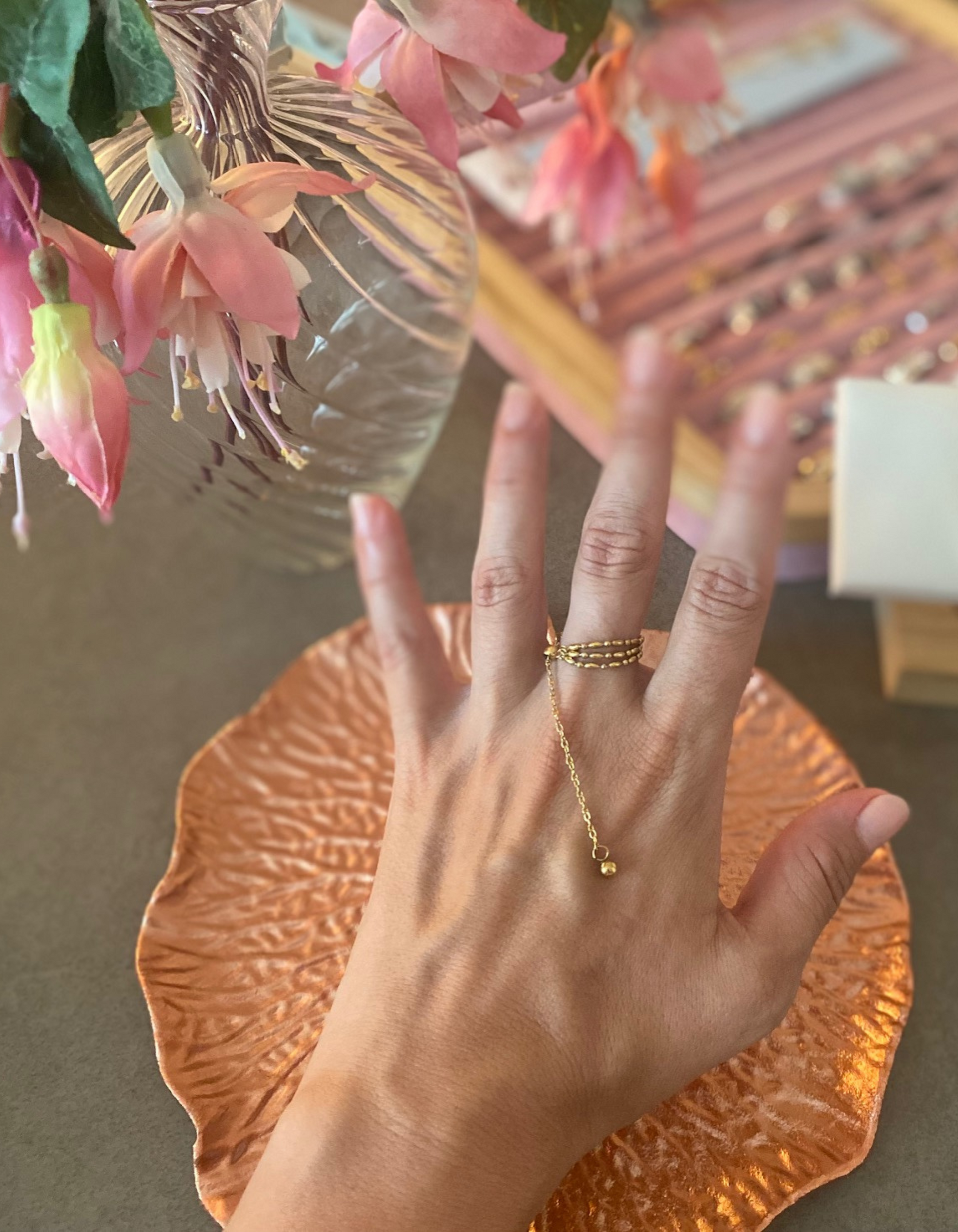 Anillo flexible cuerdas oro