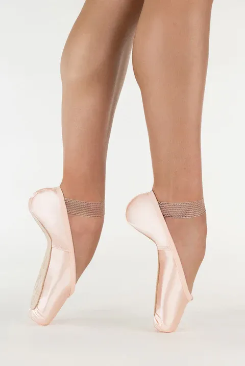 Suffolk Sonnet Pink Std 7.5 XXXXN