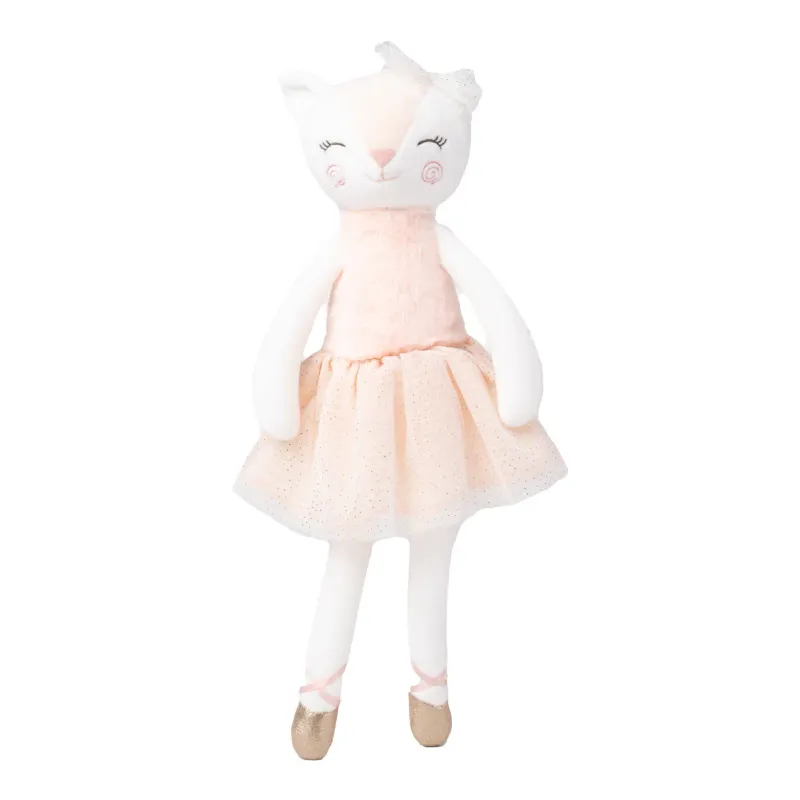 Ballerina Cat, Celine