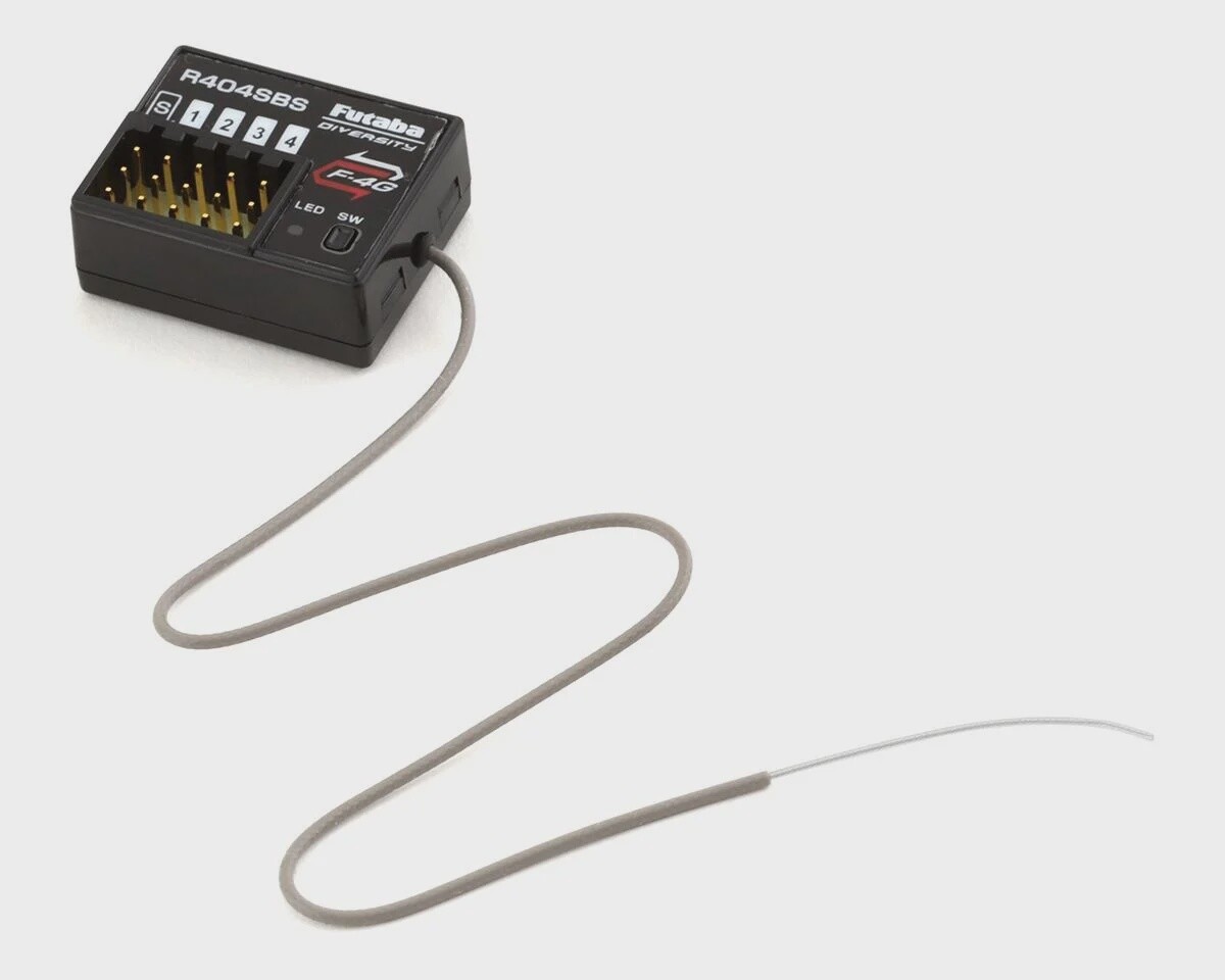 Futaba R404SBS F-4G T-FHSS 4-Channel 2.4Ghz Telemetry Receiver (SR/T-FHSS/S.Bus2)