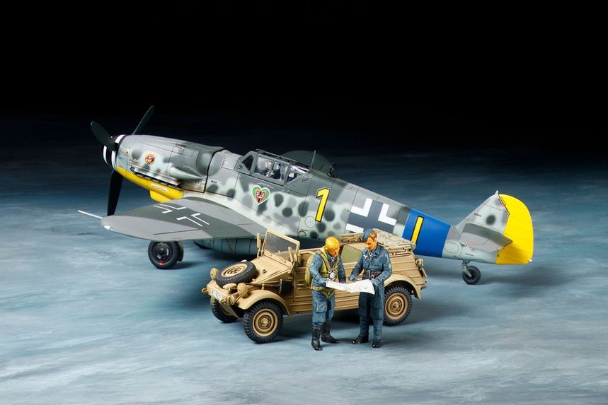 1/48 Messerschmitt Bf109 G-6 and Kubelwagen Type 82 Plastic Model Set