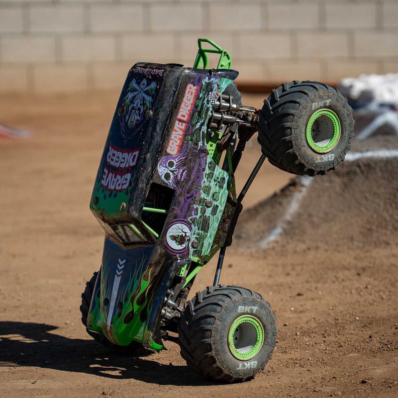 1/8 LMT 2.0 Grave Digger 4X4 Solid Axle Brushless Monster Truck RTR, Green, Color: Green/Purple